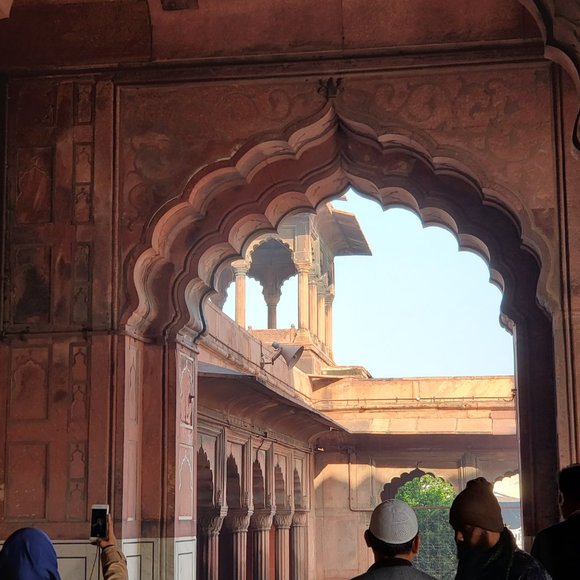 Handicrafts from Near and Far - Picture 5 of 15